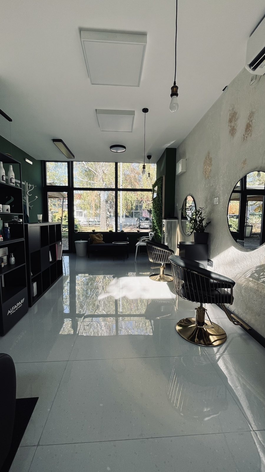 Salon Infinity by Jovana