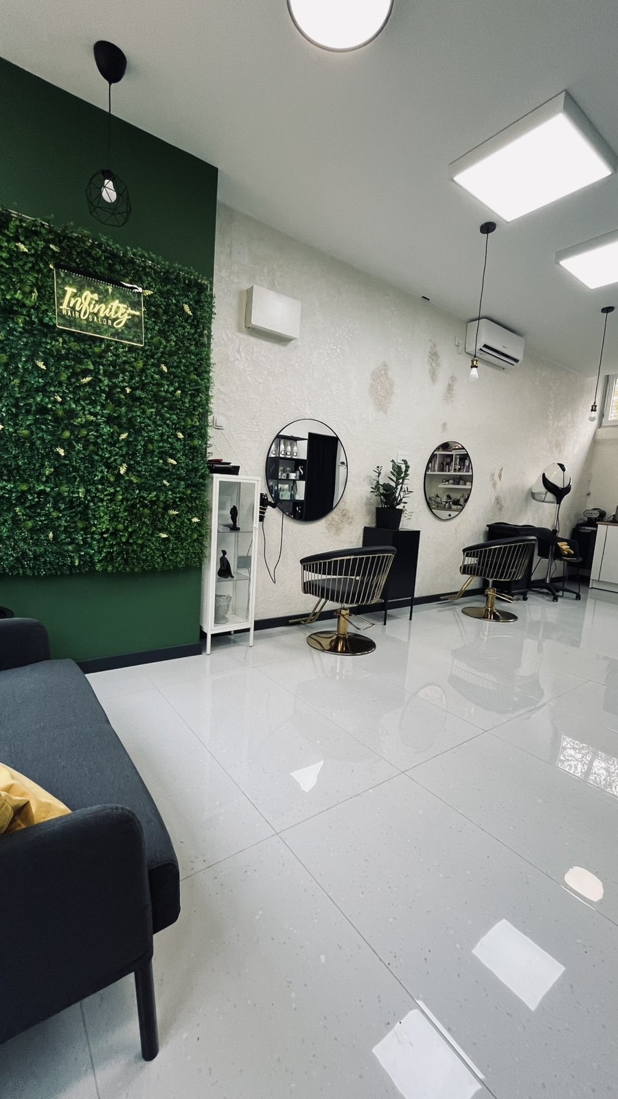 Salon Infinity by Jovana